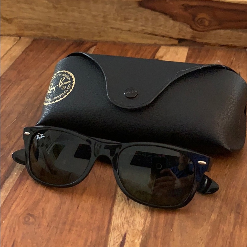 Ray ban wayfarer sunglasses